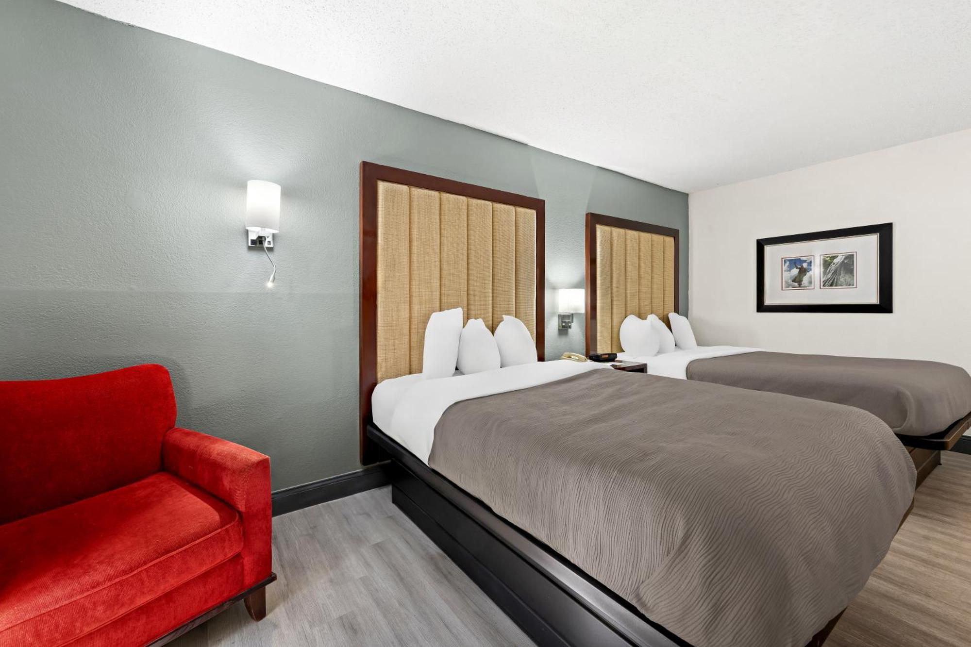 Quality Inn Роки Маунт Екстериор снимка